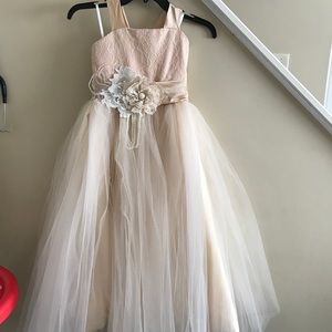Flower girl dress